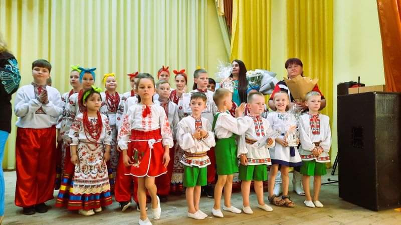 Свято дитячої творчості до Міжнародного дня захисту дітей «Україна єднає»